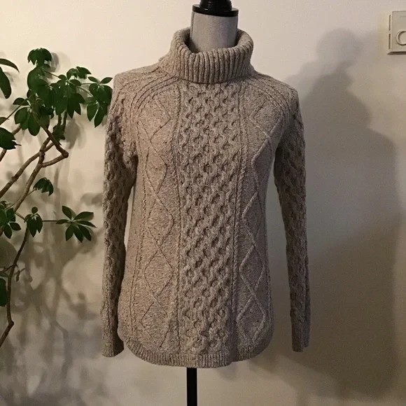 WIND RIVER HERITAGE sweater - Picture 1 of 9